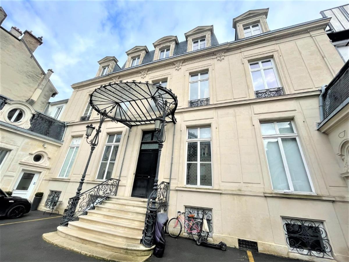 Aux Clefs Des Sacres - Dans Un Hotel Particulier Situe Rue Du Marc - Reims - Hyper Centre Forum Mairie Boulingrin المظهر الخارجي الصورة