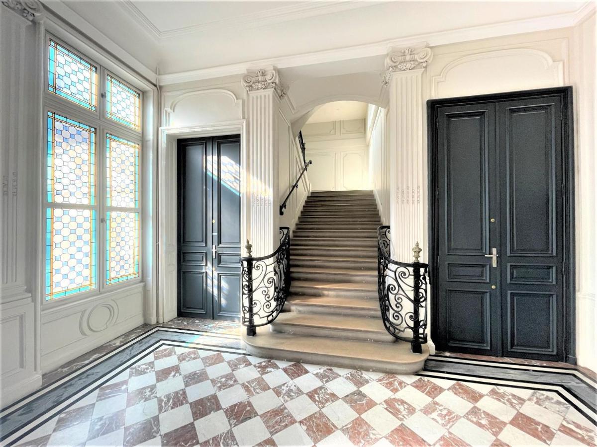 Aux Clefs Des Sacres - Dans Un Hotel Particulier Situe Rue Du Marc - Reims - Hyper Centre Forum Mairie Boulingrin المظهر الخارجي الصورة
