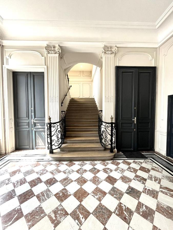 Aux Clefs Des Sacres - Dans Un Hotel Particulier Situe Rue Du Marc - Reims - Hyper Centre Forum Mairie Boulingrin المظهر الخارجي الصورة