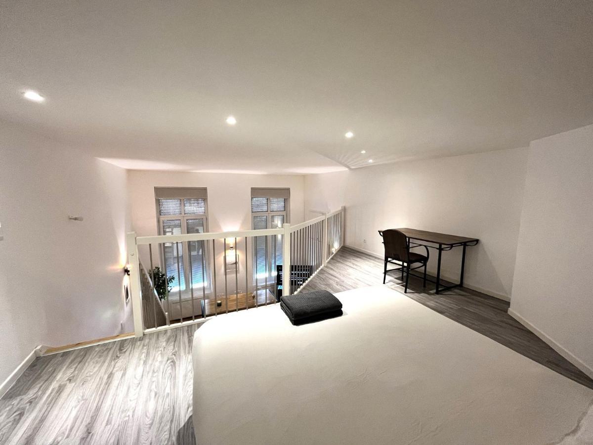 Aux Clefs Des Sacres - Dans Un Hotel Particulier Situe Rue Du Marc - Reims - Hyper Centre Forum Mairie Boulingrin المظهر الخارجي الصورة